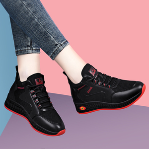 高档女鞋吉尔达运动鞋女2021年新款冬季加绒平底轻便休闲女鞋软皮