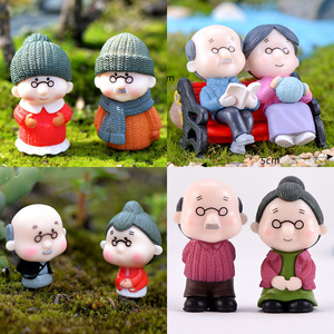 爷爷奶奶情侣公仔pvc玩偶摆件老头老太太带椅子蛋糕微景观装饰