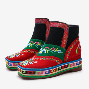 藏式靴子女舞蹈演出鞋子藏族嘎洛鞋西藏旅游穿搭2022新款藏鞋藏靴
