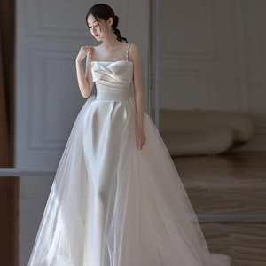 缎面吊带轻婚纱超仙森系新娘户外迎宾出门纱气质简约白色晚礼服夏