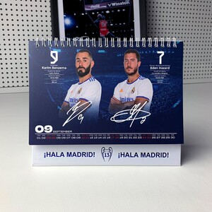 2022年皇马i摆历球员签名款年日历办公装用桌台件家饰礼品本泽马