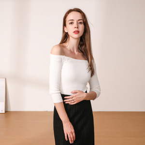 中袖女士毛衣白色一字领打底衫露肩上衣薄款春秋款低领紧身针织衫