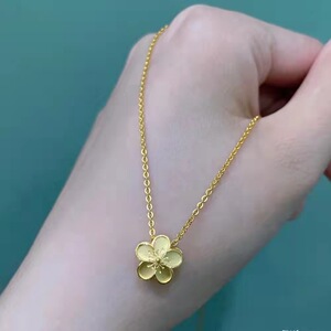 金六福黄金项链女足金999桃花吊坠24k纯金锁骨链实心正品转运珠套