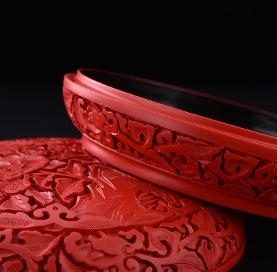 高档扬州漆器脱胎盒红雕漆花捧剔小盒子收l结喜庆纳婚礼品生日奢