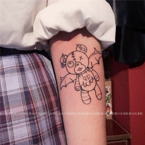 果计恶魔天使小熊纹身贴布偶魔鬼熊贴纸暗黑系线条持久ins女手臂