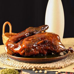 顺丰包邮正宗王浩儿纪六孃乐山甜皮鸭卤鸭子整只当天现做真空包装