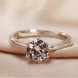 【周大生钻戒经典款六爪】周大生钻戒经典款六爪品牌,价格 - 阿里巴巴