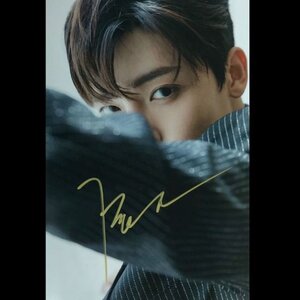 昊亲笔签名照片送同学生日礼物应援周r边侯明昊签名照