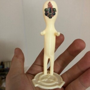 高档p173办像i手办周边玩具小生花初之作scp手雕塑料模型基金奢华