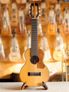 日本yoshida手工系列26寸6弦吉他里里云杉玫瑰木全单板高端小吉他