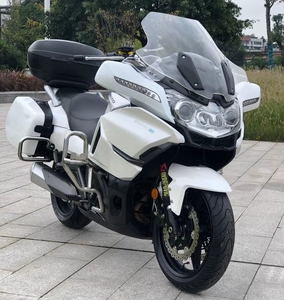 二手春风国宾650巡航旅行拉力街车大船踏板250sr跑车摩托车可上牌