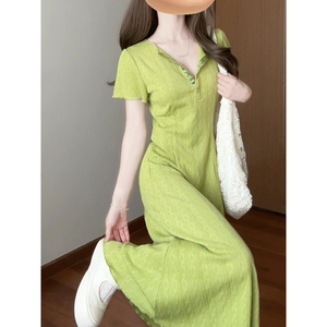 牛油果绿色v领针织麻花连衣裙女夏季薄款冰丝短袖正肩t恤裙子长裙