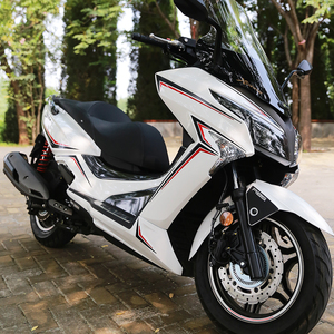 适用光阳赛艇250 300 400贴花拉花版画贴纸车贴车身贴膜装饰改装