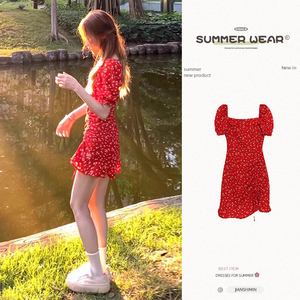 红色碎花连衣裙子夏季女装2024年新款茶歇法式气质小个子包臀短裙