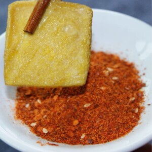 毕节手撕豆腐干散装48片贵州特产烙锅烧烤臭豆腐送蘸料辣椒面油炸