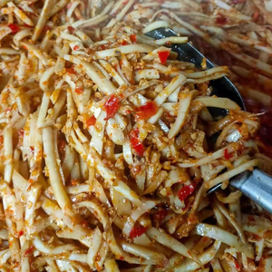 热卖酸辣芋头丝赣南特产农家自制老坛腌制酸菜即食开胃下饭菜瓶装