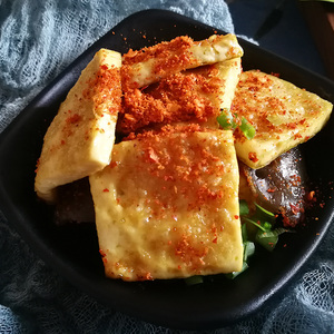 小豆腐贵州特产小吃包浆毕节贵阳铜仁美食烧烤爆浆