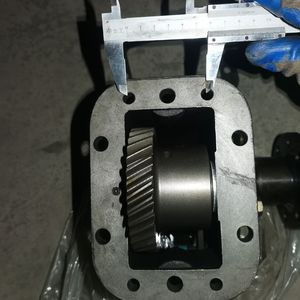 长春变速箱取力器32齿自卸车取力器万里扬长春搅拌车洒水车液压件