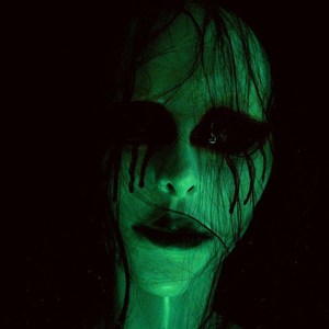 夜光荧光面具女鬼贞子头套密室逃脱道具剧本杀恐怖发光万圣节道具
