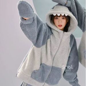 森女部落新款自闭鲨鱼小众设计感连帽卫衣恶搞外套显瘦宽松潮流