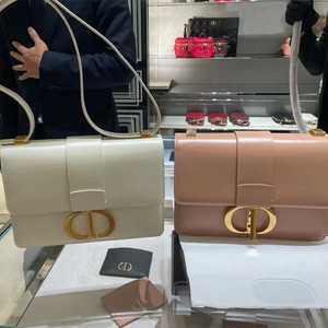 法国免税店代购海外仓现货品牌折扣女蒙田30帆布邮差包cd链条包kk