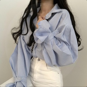 喇叭袖口衬衫女条纹