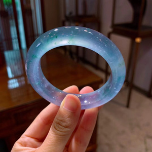 天然a货翡翠玉手镯七彩飘花玻璃种贵妃玉镯子 缅甸圆条手镯子带证