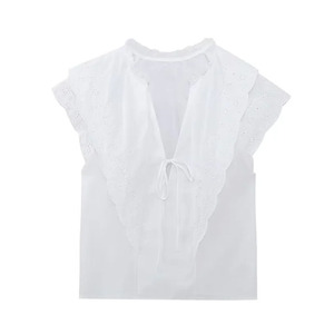 欧美外贸23新款白色飞袖衬衫法式V领宽松系带镂空刺绣上衣35641