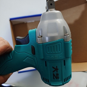 大艺电板手裸机2106,电动扳手88v电池通用裸机