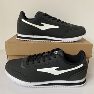 阿甘运动鞋男鸿星尔克