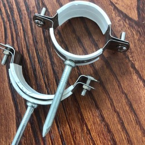 管卡固定神器pvc排水管不锈钢ppr外墙尖头卡箍抱箍卡扣固定支架夹