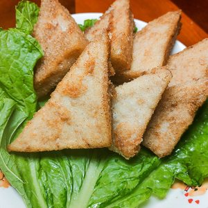福建福州特色芋粿三角粿窝伟芋头糕小吃香芋传统营养早餐早点