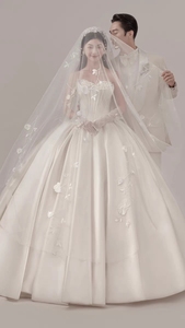 户外新款婚纱影楼主题有袖法式摄影礼服复古服装韩版白色韩版草坪
