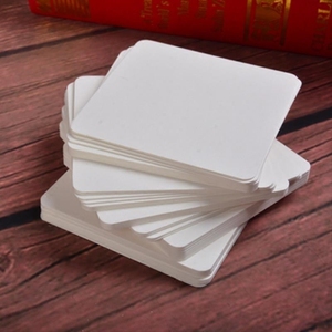pvc白色卡片