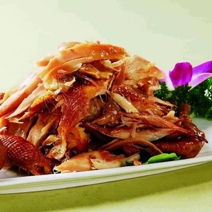 内蒙古赤峰特产熟食 锦山喀喇沁旗白家熏鸡真空包装一只包邮