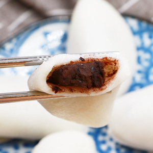 月亮糕大米糕红豆沙馅打糕月亮饺子糕点零食
