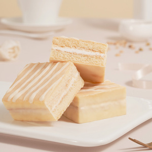 唇动白巧克力奶油夹心蛋糕点心面包零食食品早餐整箱520g