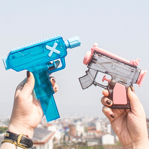 儿童小水枪迷你透明网红UZI呲水枪男孩女孩喷水枪幼儿园滋水玩具