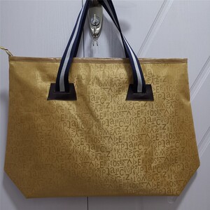 装皮草水貂衣服的专用兜子服装店高档服饰衣服包装手提袋