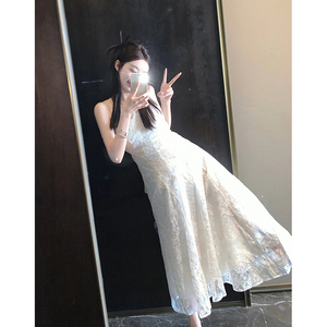 27 ONLINESTORE白色超仙吊带连衣裙气质温柔风2024年新款长款裙子