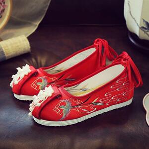 语燕女新款珍珠花汉服鞋民族风绣花鞋古风绣鞋仙女鞋平底内增高