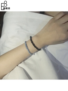 男生戴的小皮筋