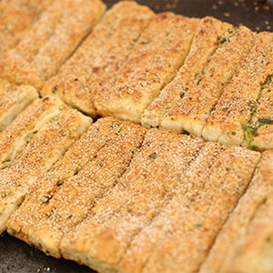 湖北天门手工烘焙芽伢子锅盔芝麻猪油锅盔 一份包