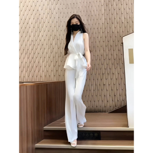 韩版时尚洋气套装女2024夏季新款设计感无袖挂脖显瘦上衣+阔腿裤