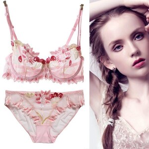 维多利亚的秘密性感蕾丝刺绣透明少女内衣聚拢收副乳镂空上托文胸