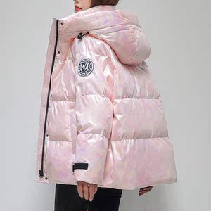 江苏特别特服装有限公司2021年冬季新款亮面羽绒服女时尚连帽加厚