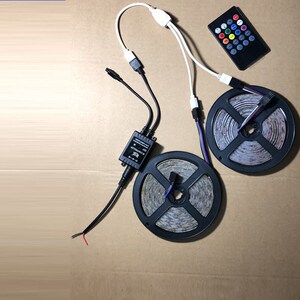 新款声控节奏七彩跑马灯p带rgb音乐遥控控制器酒吧舞台汽车车载12