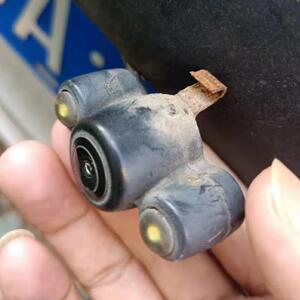 蛙眼后摄像头支架