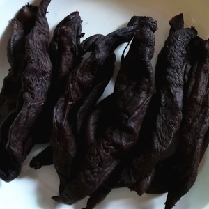 广东茂名土特产陈年黑萝卜干农家自制食用咸菜陈年老菜脯干货