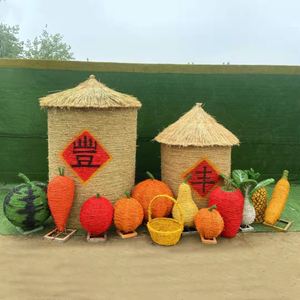 稻草工艺品制作稻草牛稻草雕塑草编动物卡通稻草人稻草谷仓粮仓